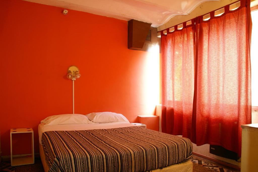 Hostel La Casona De Don Jaime 2 And Suites Hi Rosario Room photo